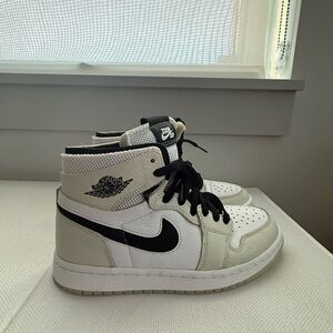 Nike Air Jordan Retro High in Black and White